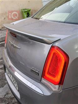 کرایسلەر 300